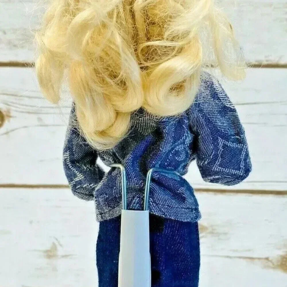 MATTEL BARBIE Doll Blonde Hair Blue Eyes 3 Piece Outfit 12